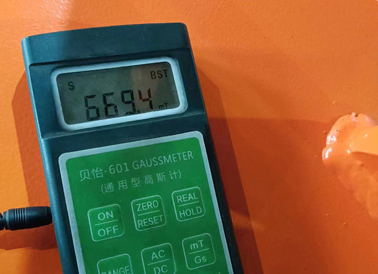 Dispositivo di rimozione del ferro per miniere non metalliche completamente automatico